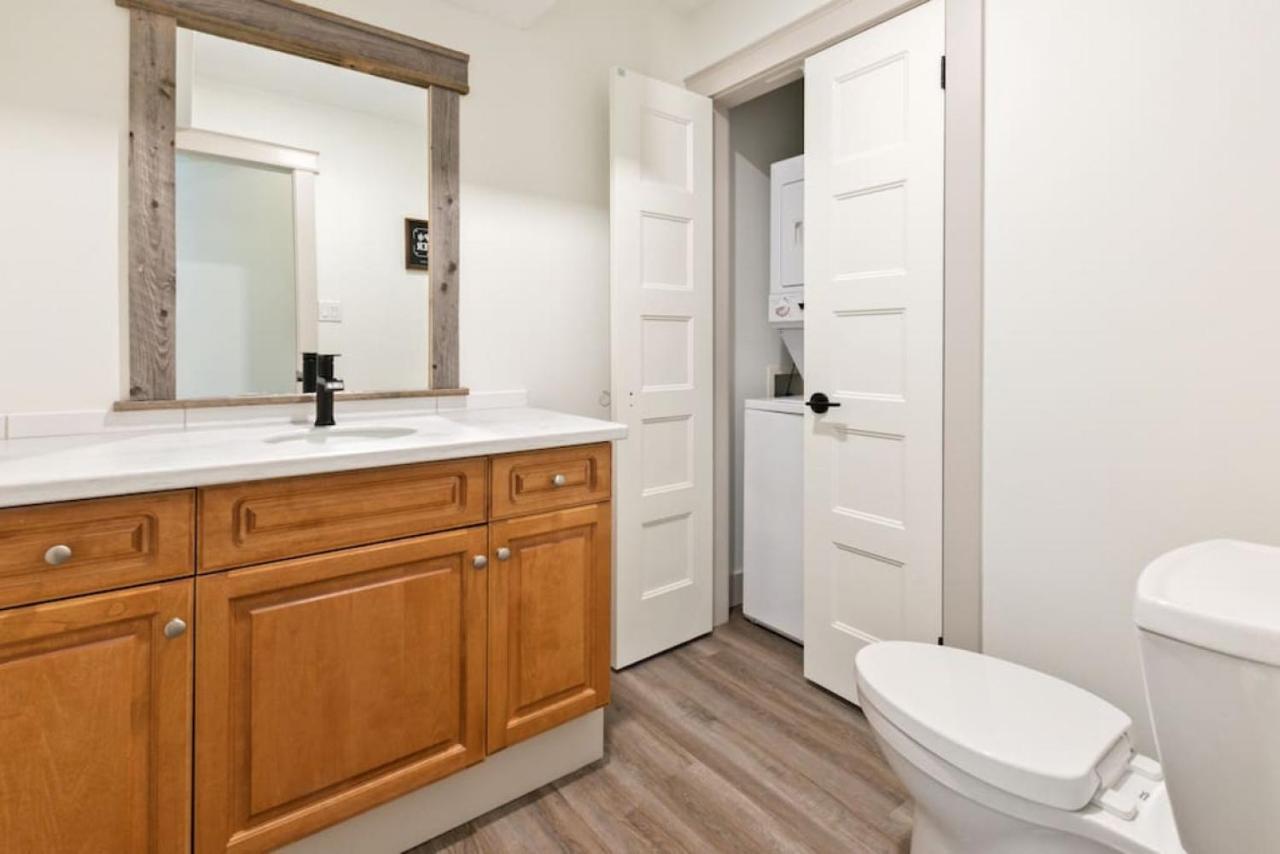 Four Peaks - Unit 40b Apartment Collingwood