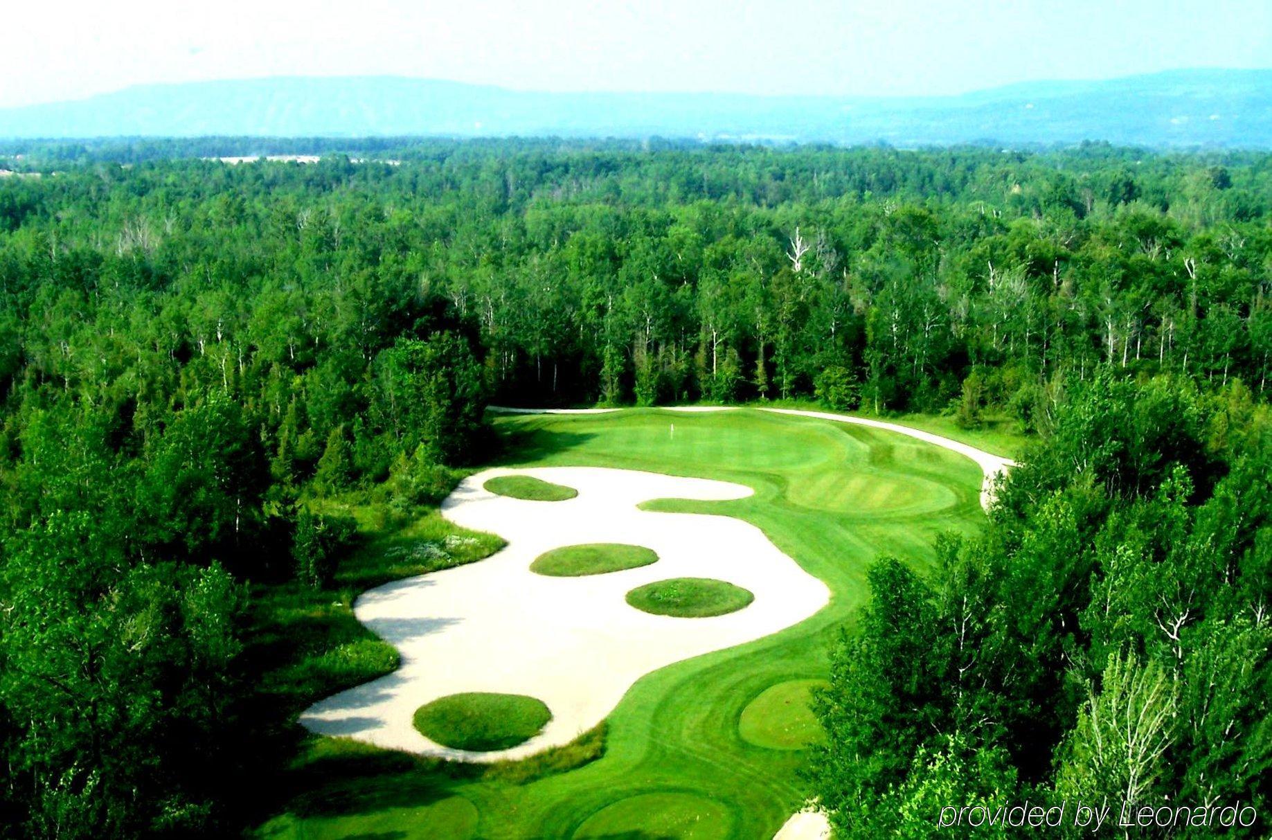 Living Stone Golf Resort 3*