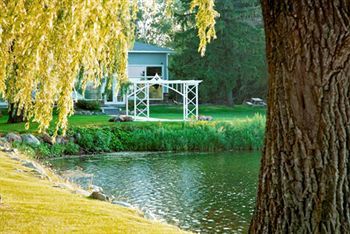 Living Stone Golf Collingwood