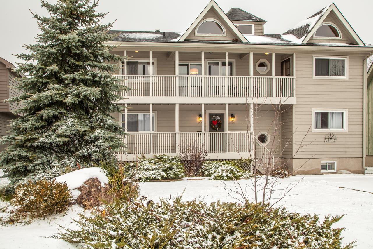 5 Bed Blue Mountain With Hot Tub #159 - Sleeps 14 Chalet Collingwood