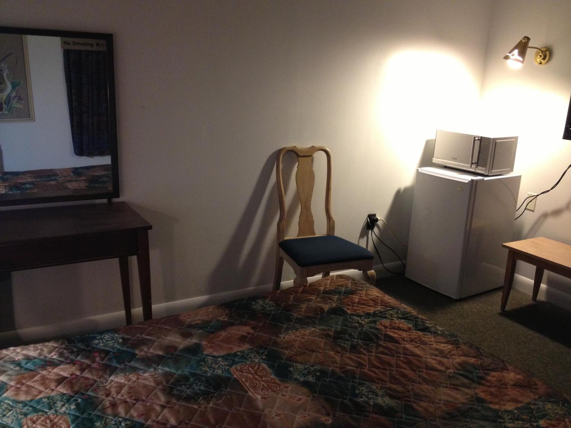 Pleasant Manor Motel 2*